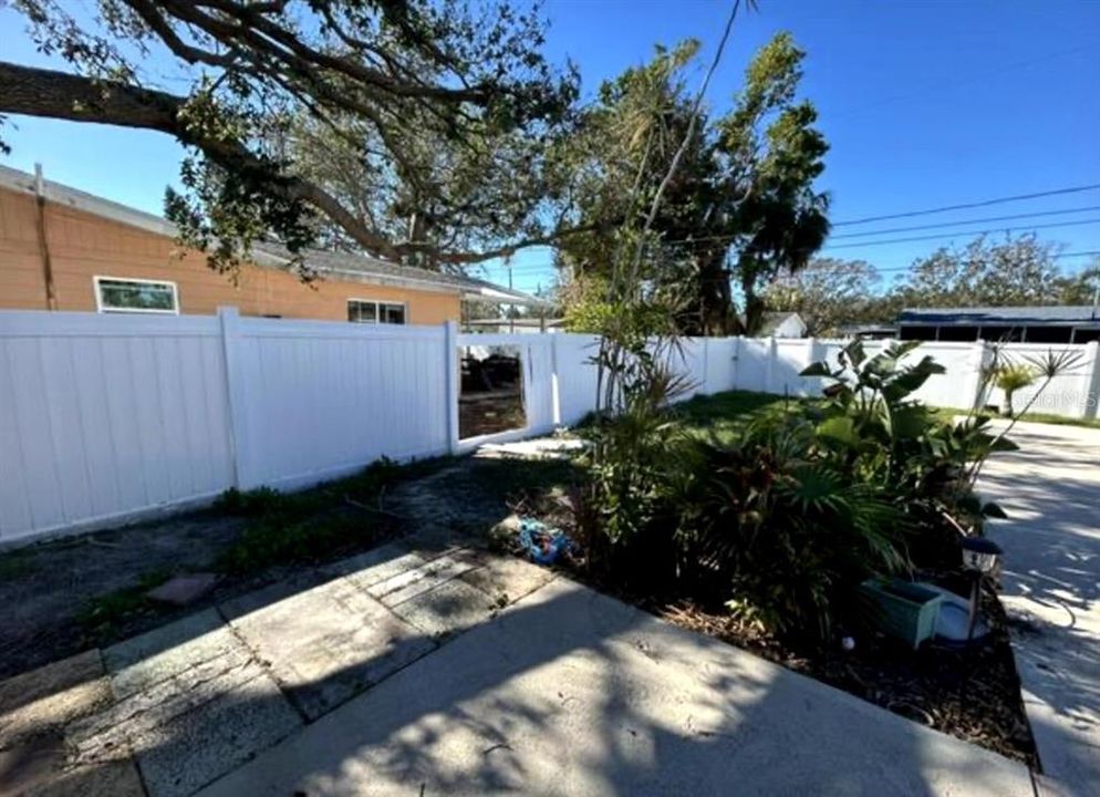 For Sale: $250,000 (3 beds, 1 baths, 1175 Square Feet)