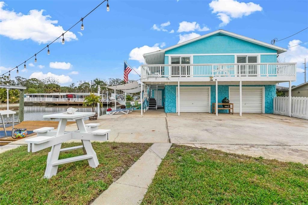 For Sale: $649,000 (3 beds, 2 baths, 1800 Square Feet)