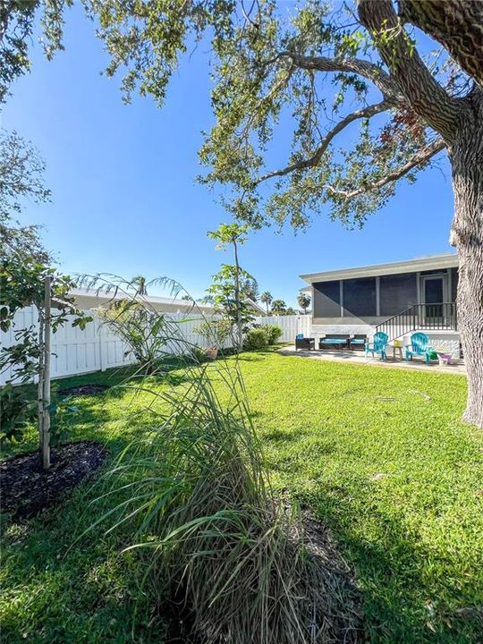 For Sale: $950,000 (3 beds, 2 baths, 1850 Square Feet)