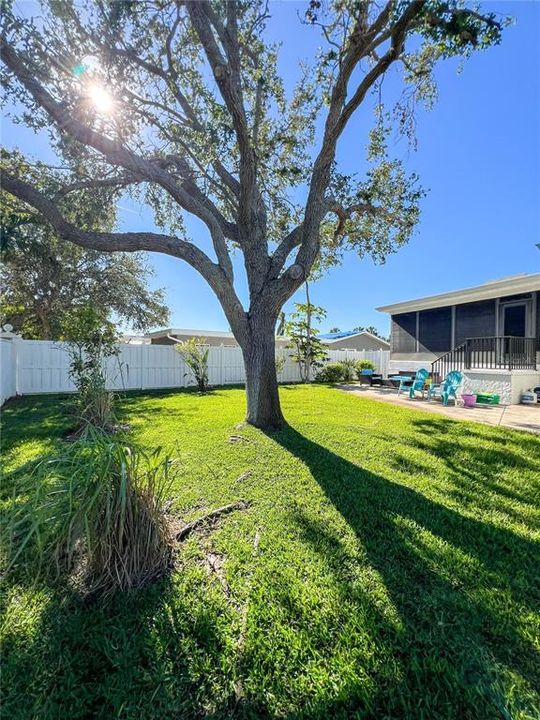 For Sale: $950,000 (3 beds, 2 baths, 1850 Square Feet)