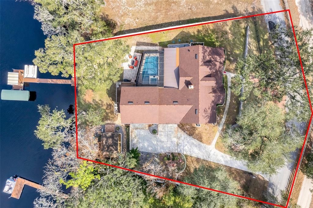 For Sale: $999,999 (4 beds, 3 baths, 3484 Square Feet)