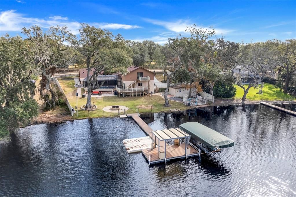 For Sale: $999,999 (4 beds, 3 baths, 3484 Square Feet)