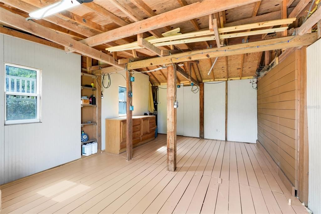 For Sale: $999,999 (4 beds, 3 baths, 3484 Square Feet)