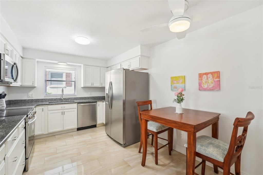 For Sale: $362,000 (2 beds, 2 baths, 1440 Square Feet)