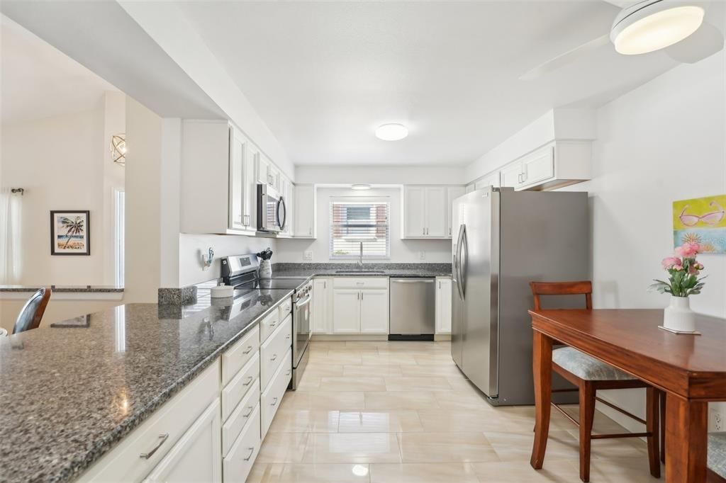 For Sale: $362,000 (2 beds, 2 baths, 1440 Square Feet)