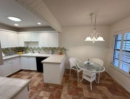 For Rent: $2,595 (2 beds, 2 baths, 1892 Square Feet)