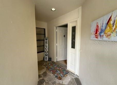 For Rent: $2,595 (2 beds, 2 baths, 1892 Square Feet)