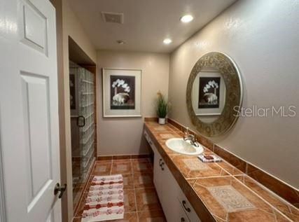 For Rent: $2,595 (2 beds, 2 baths, 1892 Square Feet)