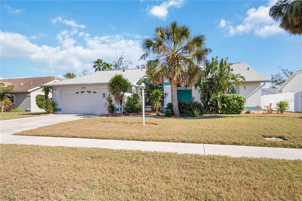 For Sale: $449,000 (3 beds, 2 baths, 1901 Square Feet)