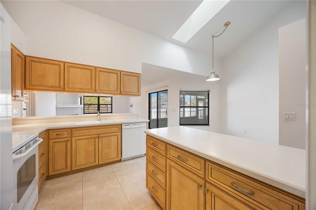 For Sale: $449,000 (3 beds, 2 baths, 1901 Square Feet)