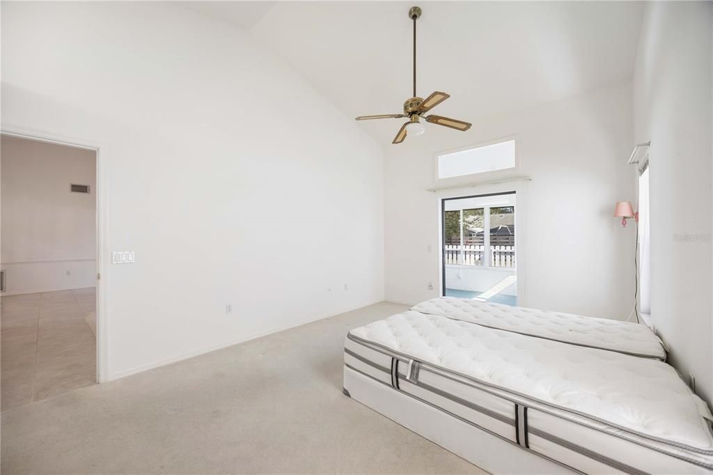 For Sale: $449,000 (3 beds, 2 baths, 1901 Square Feet)