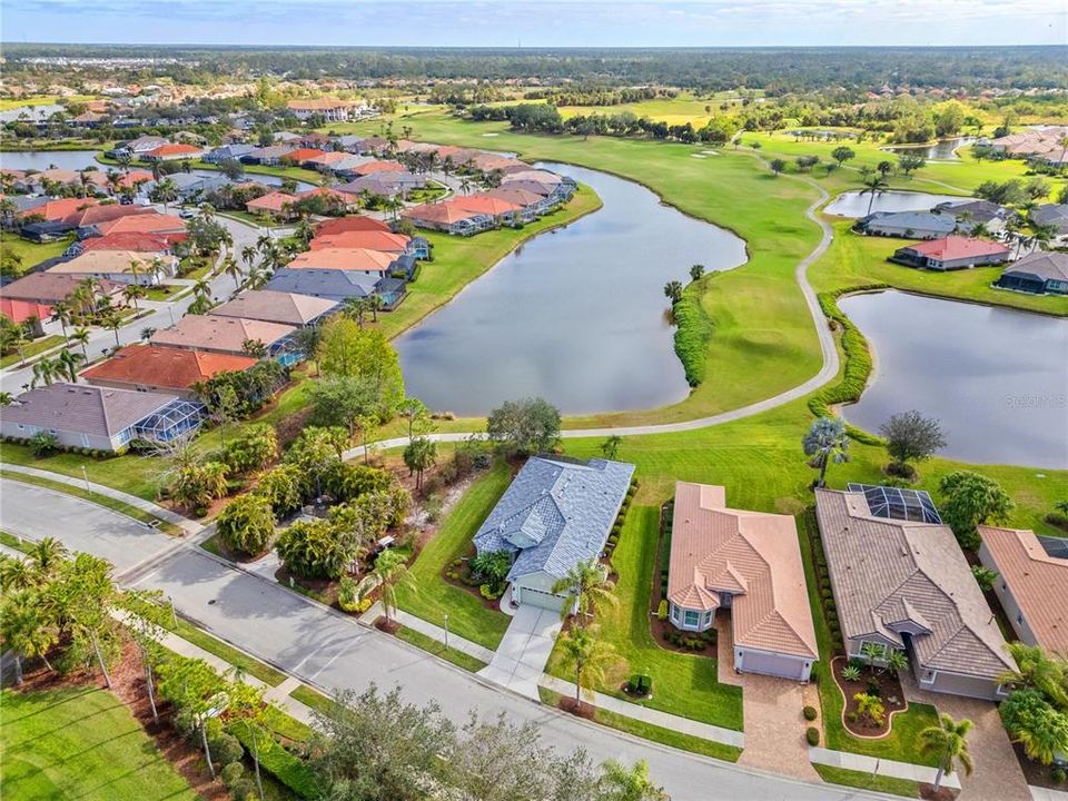 For Sale: $545,000 (3 beds, 2 baths, 2074 Square Feet)