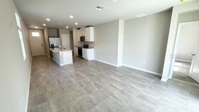 For Rent: $2,550 (3 beds, 2 baths, 1271 Square Feet)