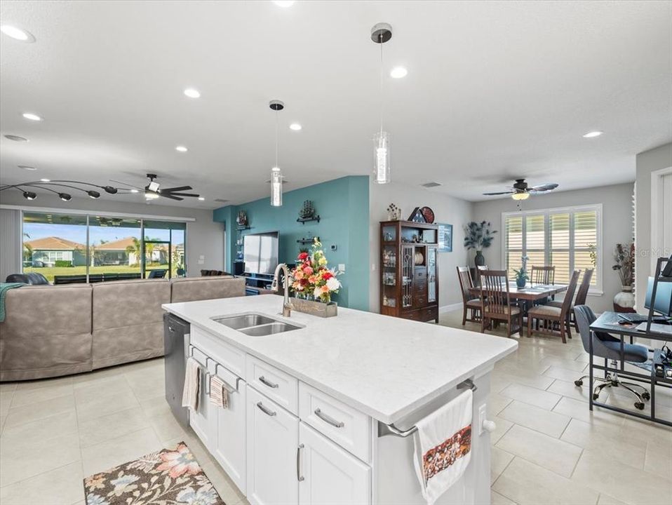 For Sale: $425,000 (3 beds, 2 baths, 2040 Square Feet)