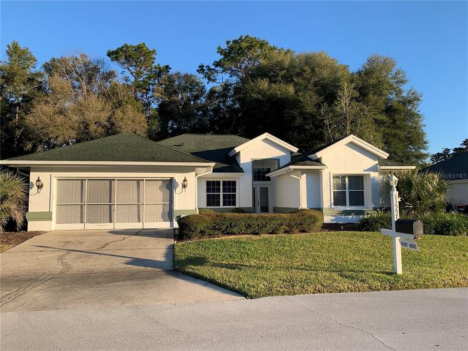 Welcome to 11557 SW 75th Cir