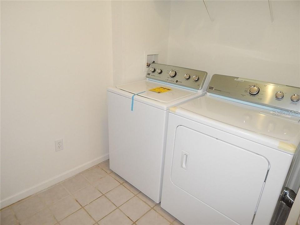 For Rent: $1,450 (1 beds, 1 baths, 753 Square Feet)