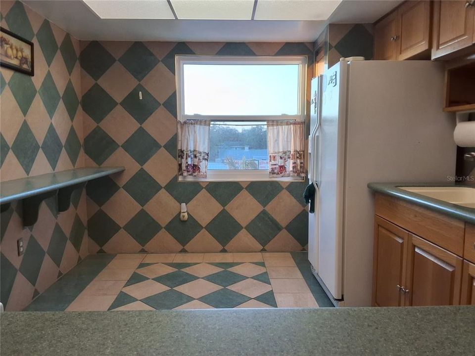 For Sale: $249,900 (2 beds, 2 baths, 1404 Square Feet)