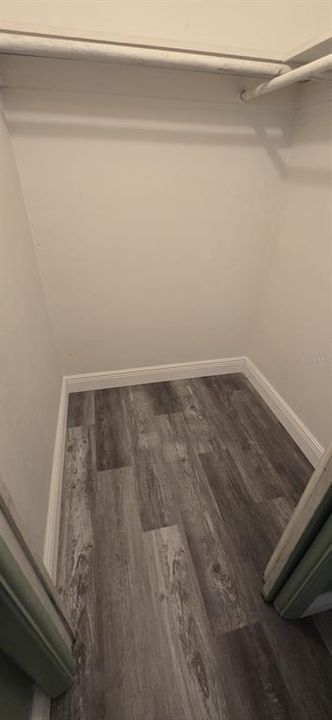 For Rent: $1,900 (3 beds, 2 baths, 1394 Square Feet)