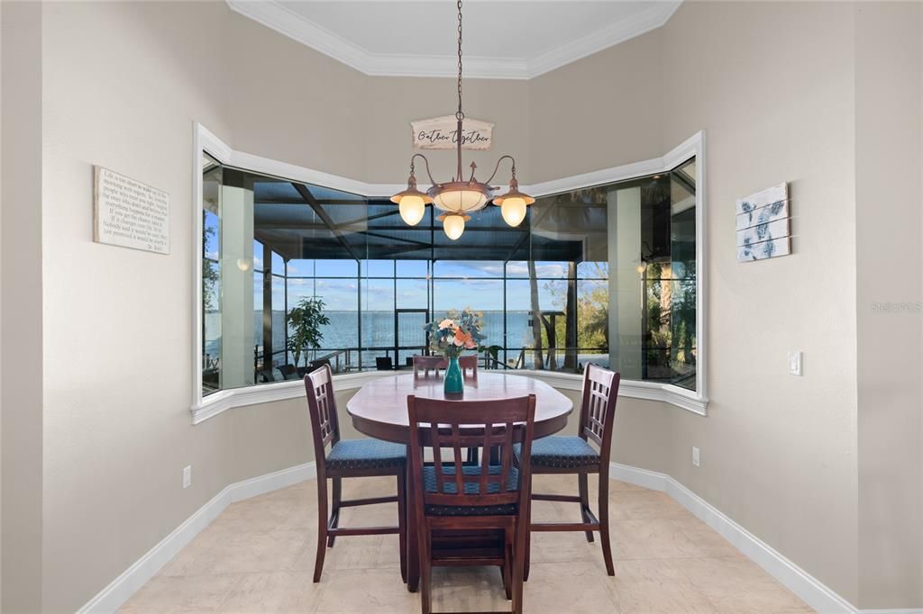 For Sale: $1,880,000 (3 beds, 2 baths, 2821 Square Feet)