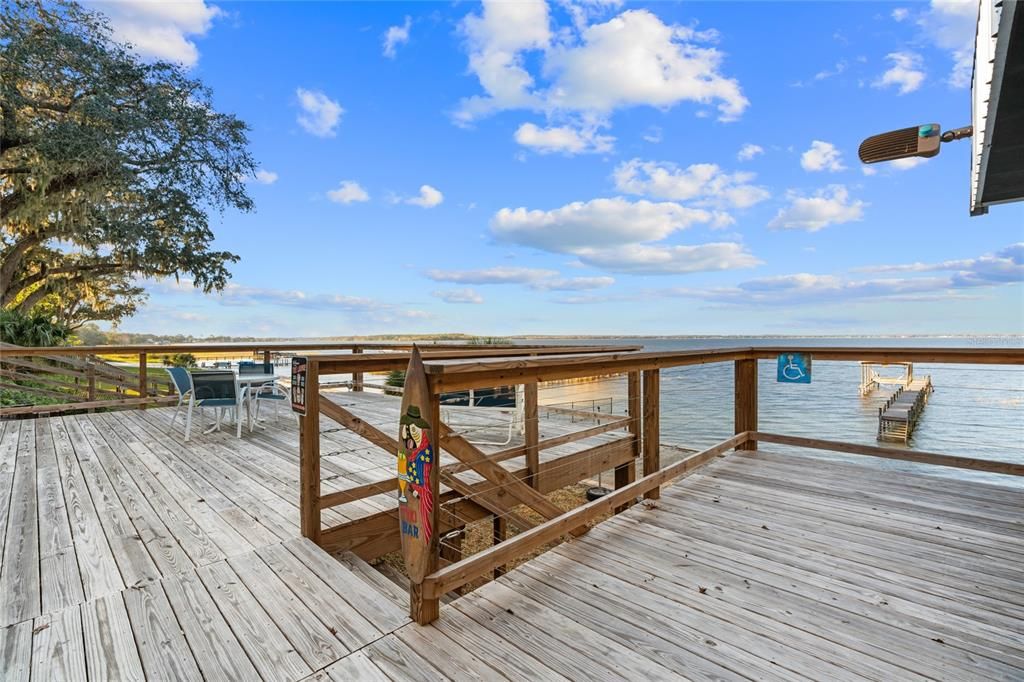 For Sale: $1,880,000 (3 beds, 2 baths, 2821 Square Feet)