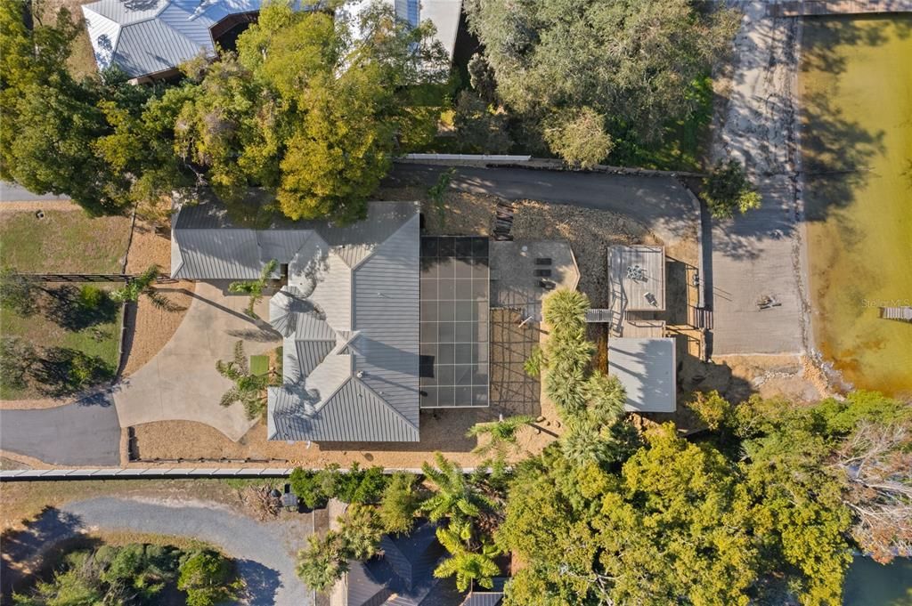 For Sale: $1,880,000 (3 beds, 2 baths, 2821 Square Feet)