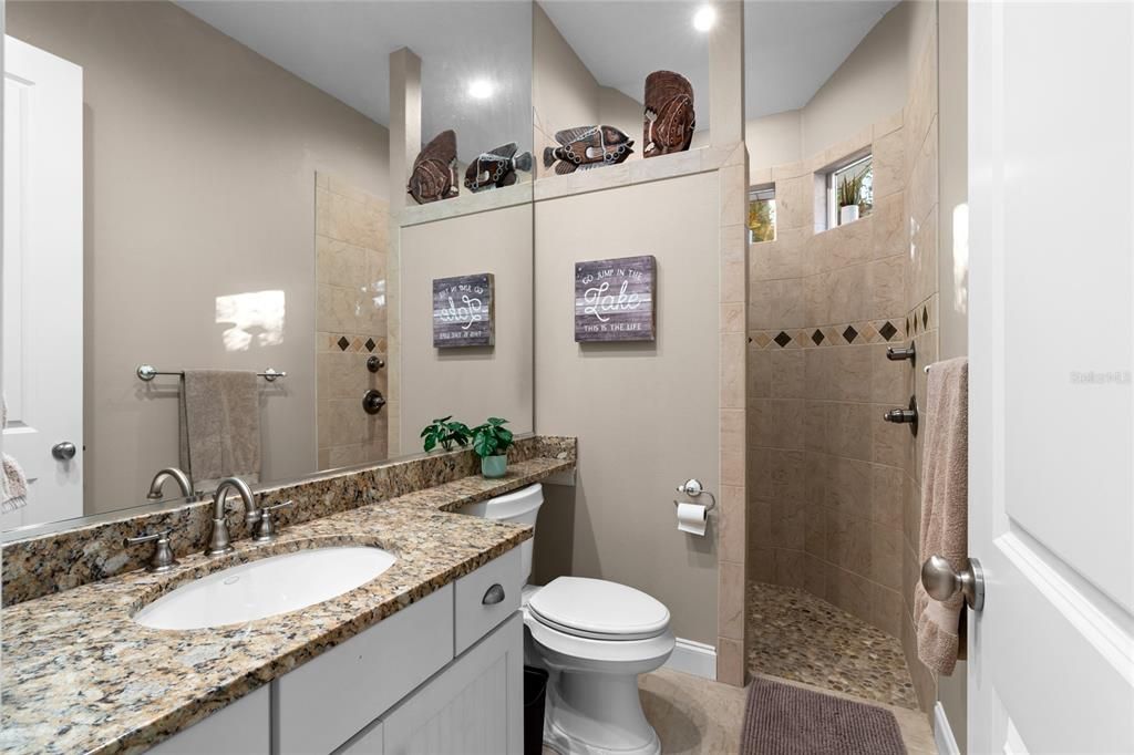 For Sale: $1,880,000 (3 beds, 2 baths, 2821 Square Feet)