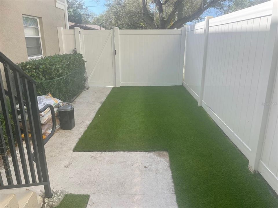 Private Turfed fenced yard