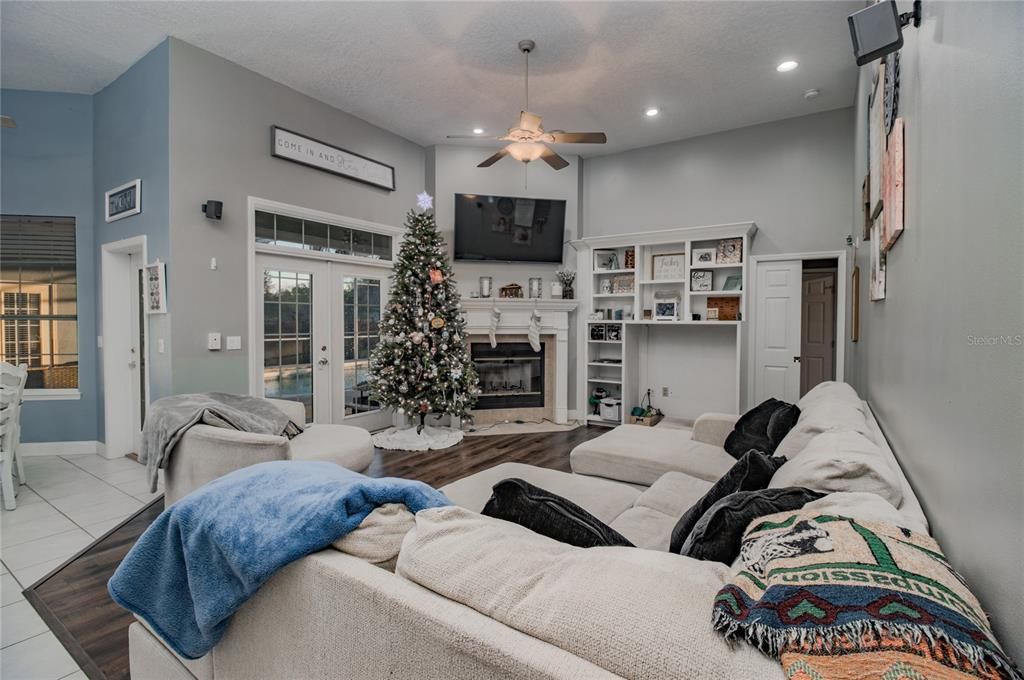 Active With Contract: $650,000 (4 beds, 3 baths, 2772 Square Feet)