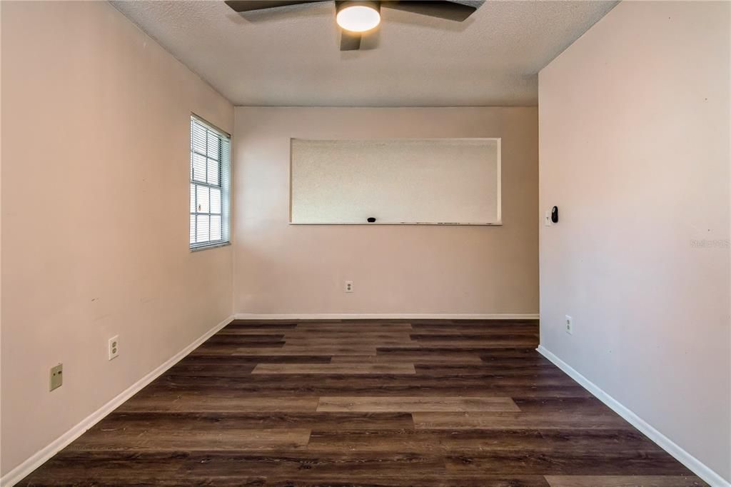 For Rent: $2,200 (3 beds, 2 baths, 1835 Square Feet)