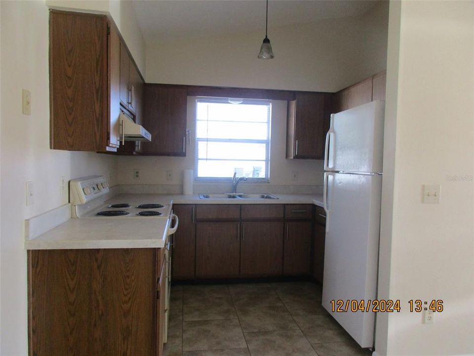 For Rent: $1,395 (2 beds, 1 baths, 840 Square Feet)