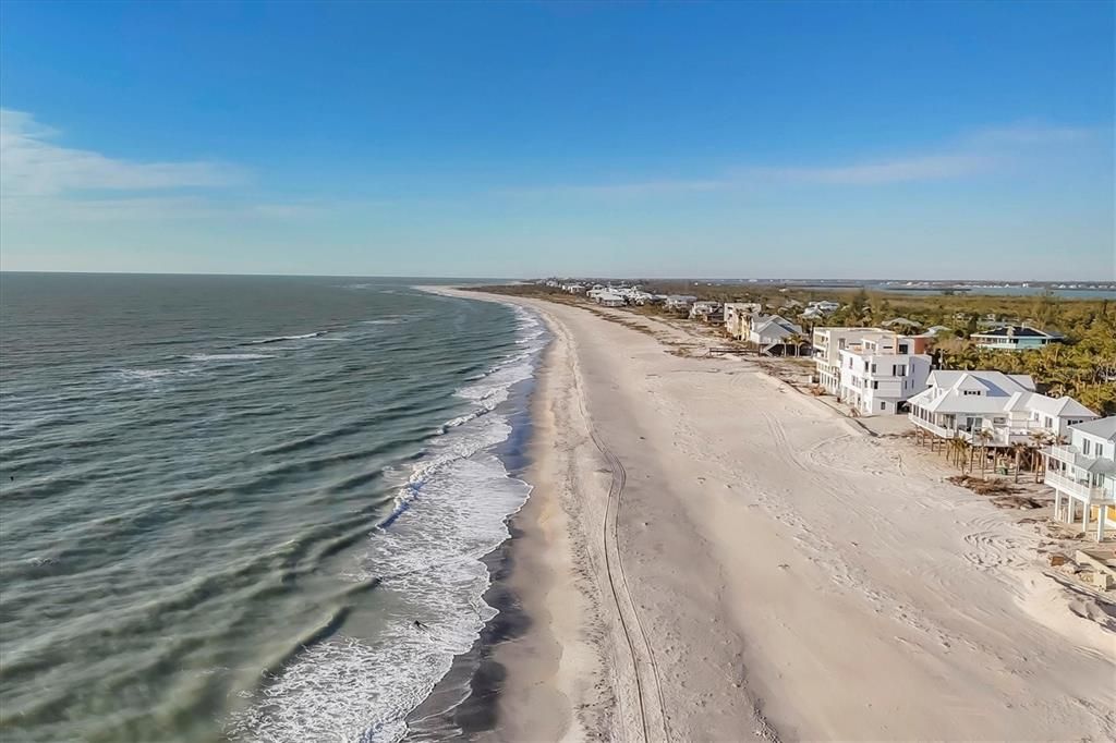 En Renta: $8,400 (3 camas, 2 baños, 1839 Pies cuadrados)