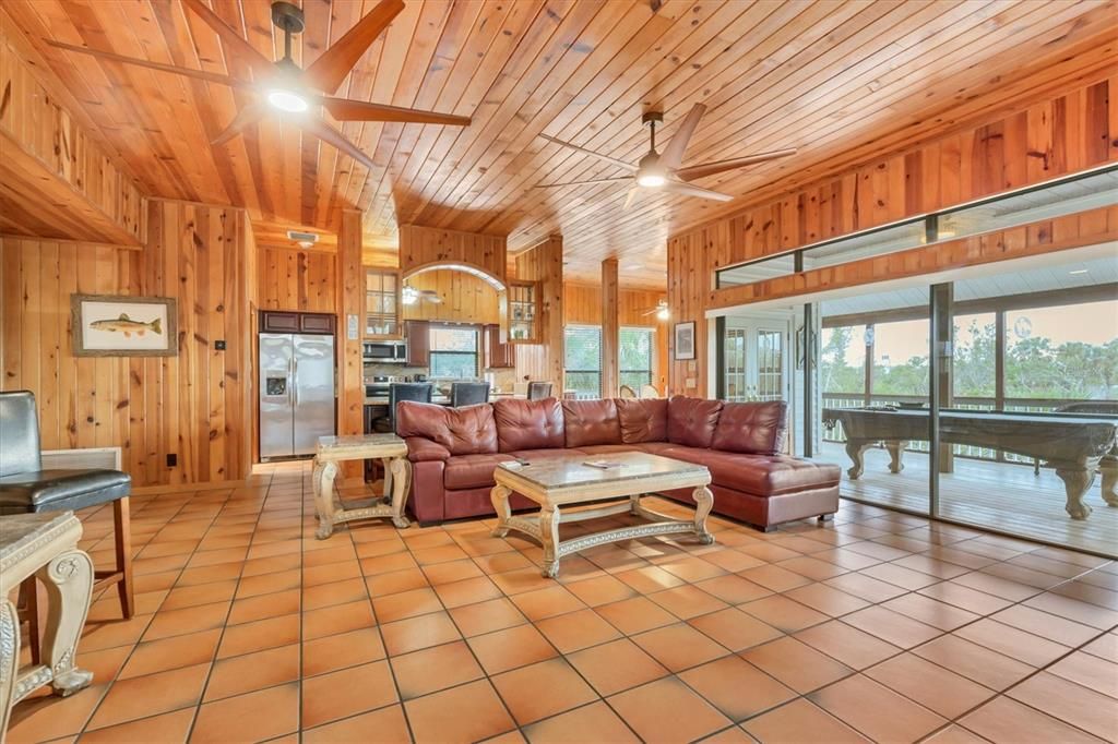 En Renta: $8,400 (3 camas, 2 baños, 1839 Pies cuadrados)