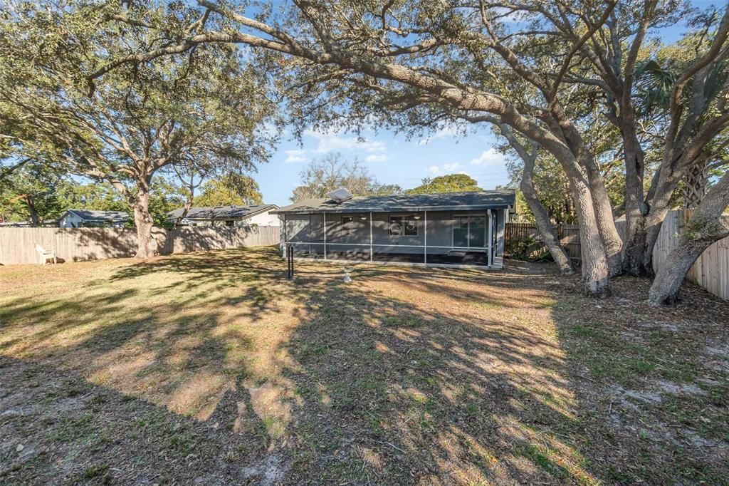 For Sale: $425,000 (3 beds, 2 baths, 1274 Square Feet)