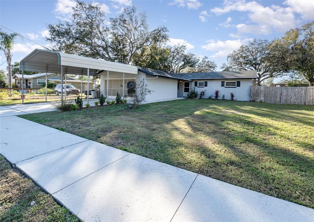 For Sale: $425,000 (3 beds, 2 baths, 1274 Square Feet)