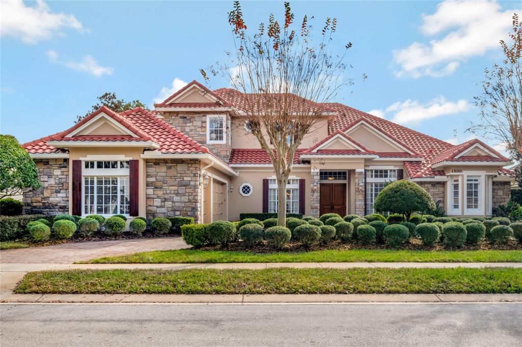 Vendido Recientemente: $1,550,000 (5 camas, 6 baños, 5201 Pies cuadrados)