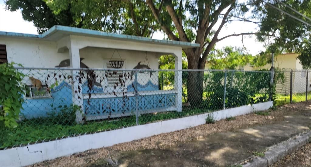 待售: $299,000 (3 贝兹, 1 浴室, 900 平方英尺)