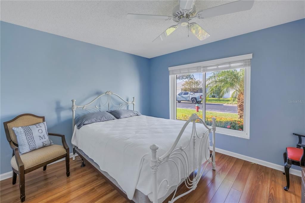 For Sale: $399,000 (2 beds, 2 baths, 1594 Square Feet)