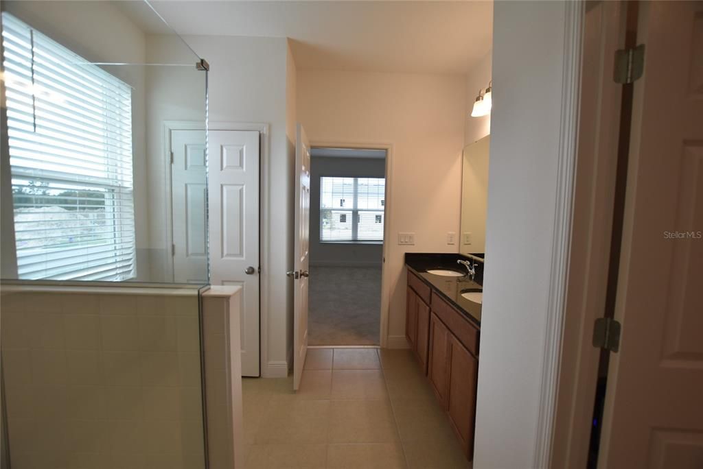 For Rent: $2,675 (3 beds, 2 baths, 2502 Square Feet)