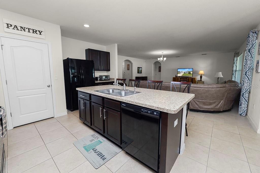 For Sale: $425,000 (4 beds, 2 baths, 2340 Square Feet)