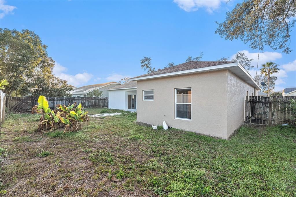 For Sale: $339,000 (4 beds, 2 baths, 1874 Square Feet)