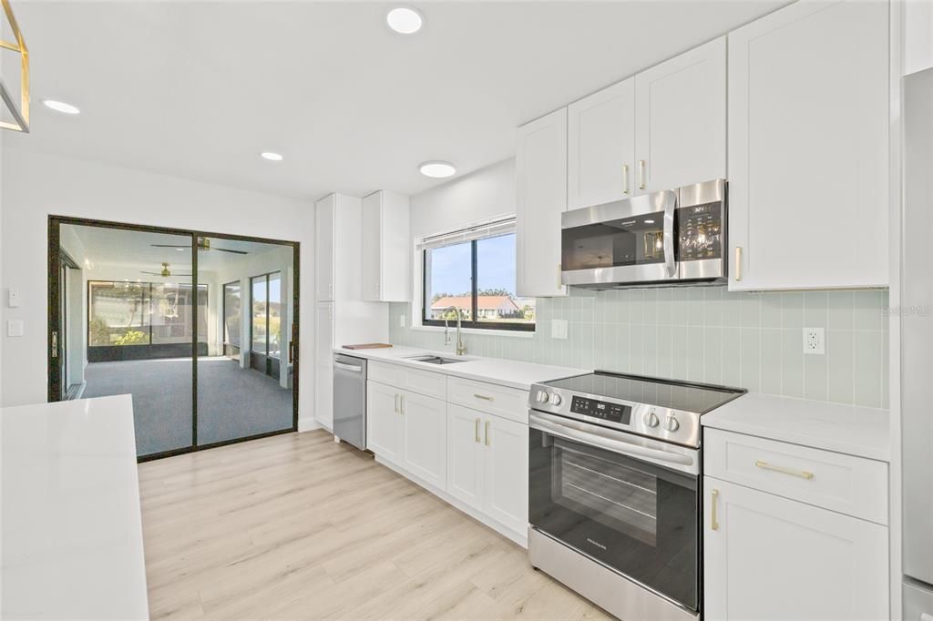 For Sale: $489,900 (3 beds, 2 baths, 2188 Square Feet)