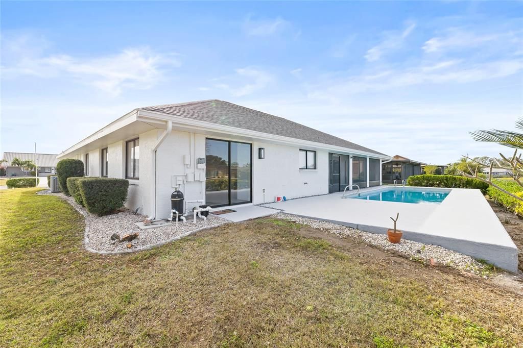 For Sale: $489,900 (3 beds, 2 baths, 2188 Square Feet)