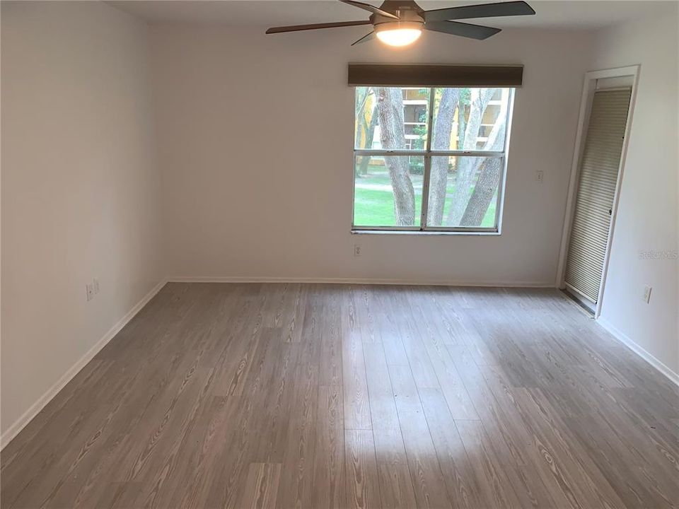 For Sale: $132,000 (1 beds, 1 baths, 539 Square Feet)