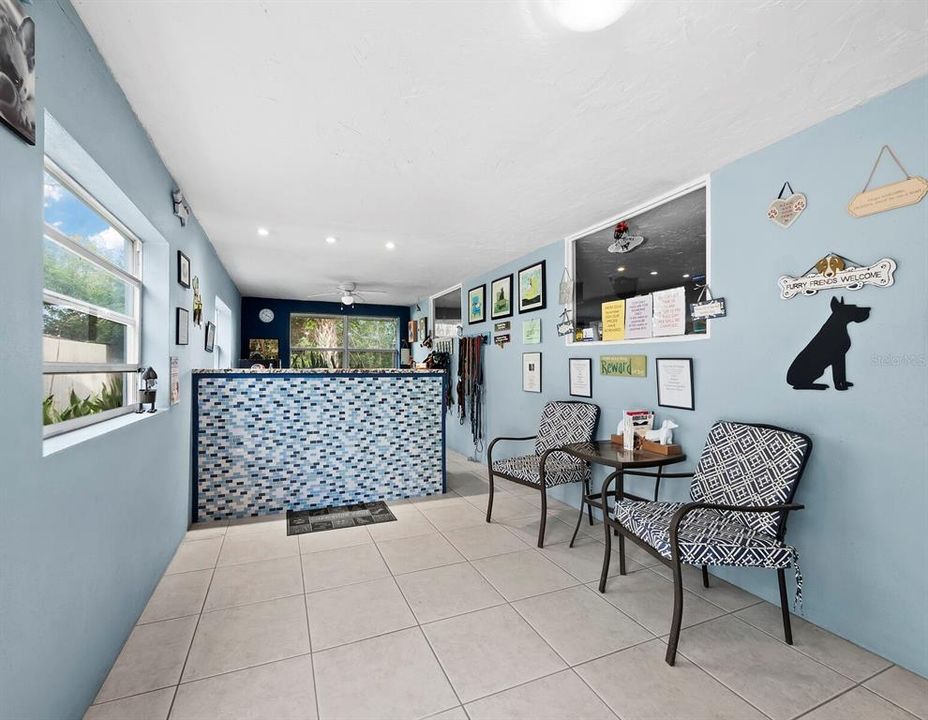 待售: $1,699,000 (5 贝兹, 3 浴室, 2541 平方英尺)