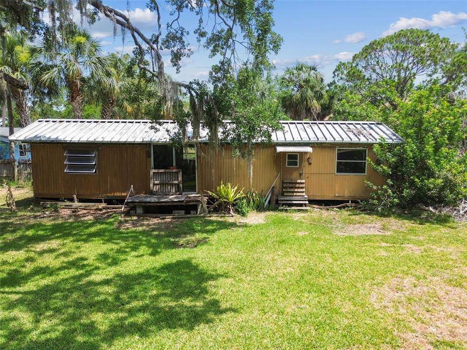 En Venta: $325,000 (4 camas, 0 baños, 1800 Pies cuadrados)