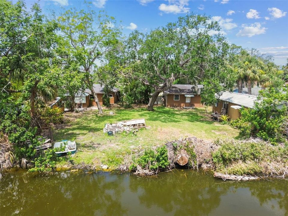 En Venta: $325,000 (4 camas, 0 baños, 1800 Pies cuadrados)