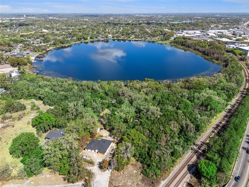 На продажу: $265,000 (0.27 acres)