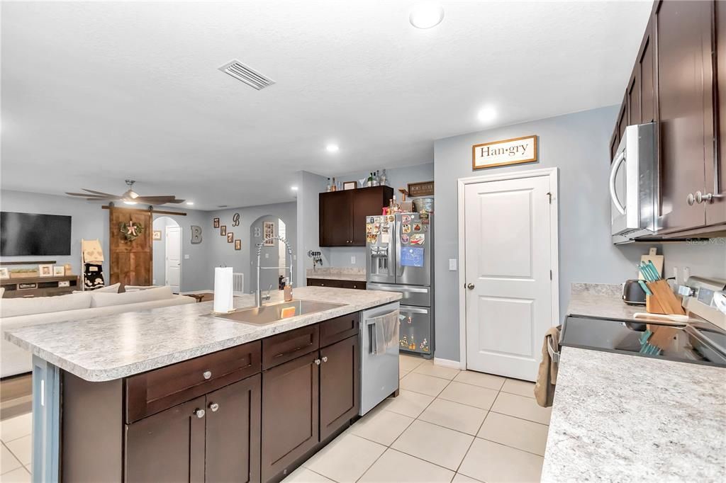 For Sale: $370,000 (4 beds, 2 baths, 2332 Square Feet)