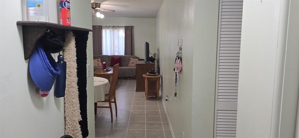 For Sale: $119,000 (1 beds, 1 baths, 645 Square Feet)