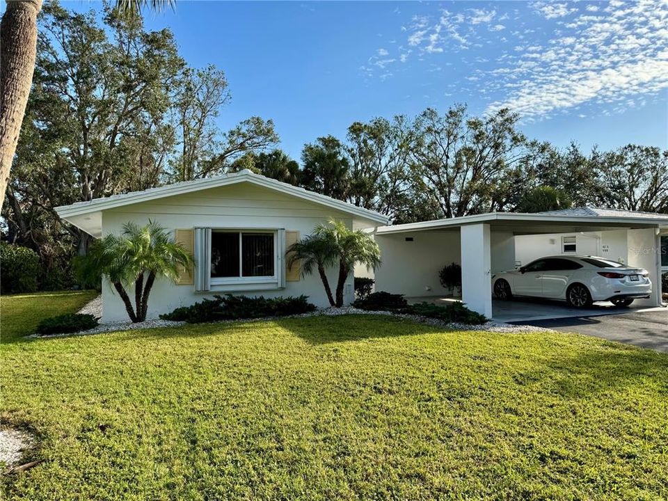 4221 Schwalbe Dr Sarasota, FL 34235 Strathmore Villa